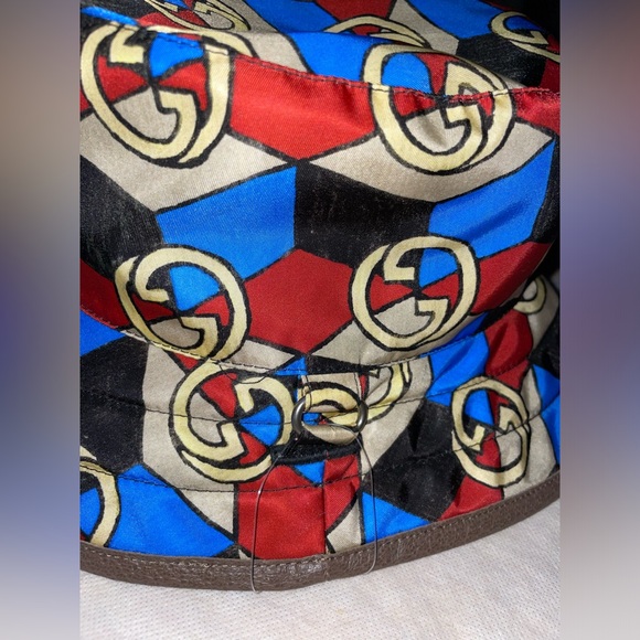 GUCCI x THE NORTH FACE SELF TIE NYLON BUCKET REVERSIBLE HAT - Picture 4 of 8